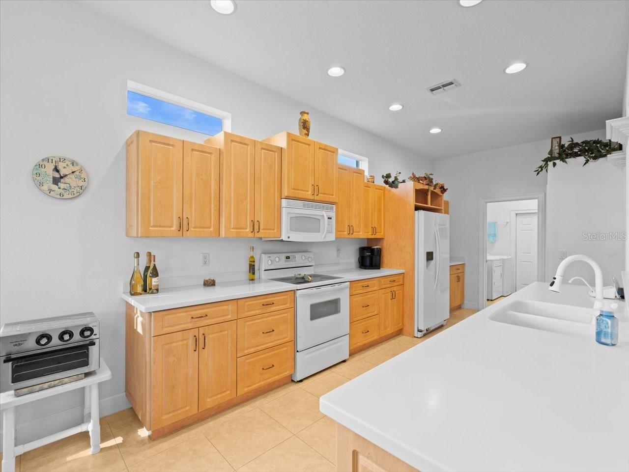 9157 PENELOPE DR, WEEKI WACHEE, FL, 34613