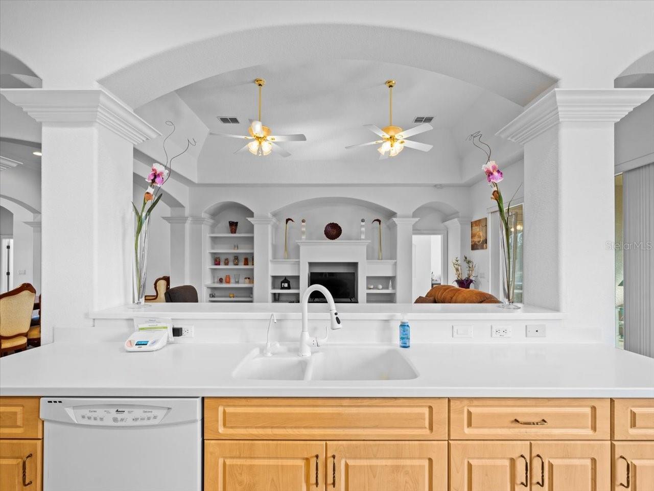 9157 PENELOPE DR, WEEKI WACHEE, FL, 34613