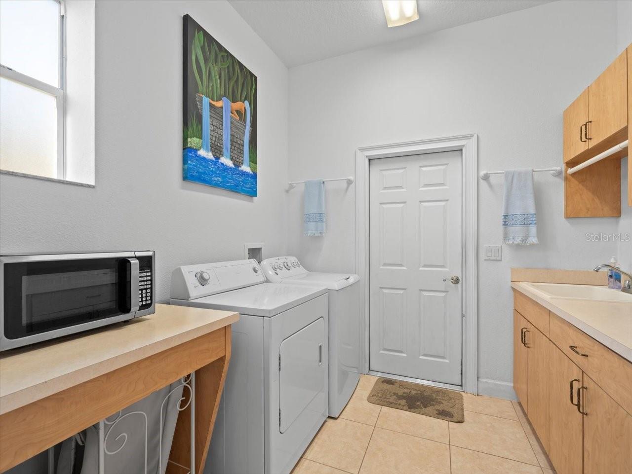 9157 PENELOPE DR, WEEKI WACHEE, FL, 34613