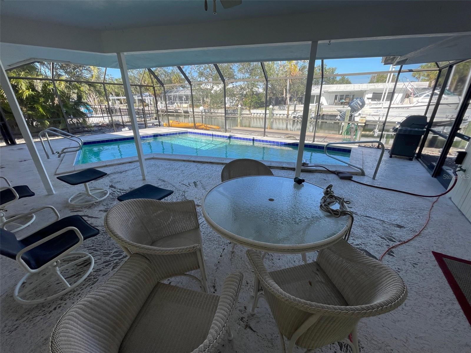 579 COMMONWEALTH LN, SARASOTA, FL, 34242