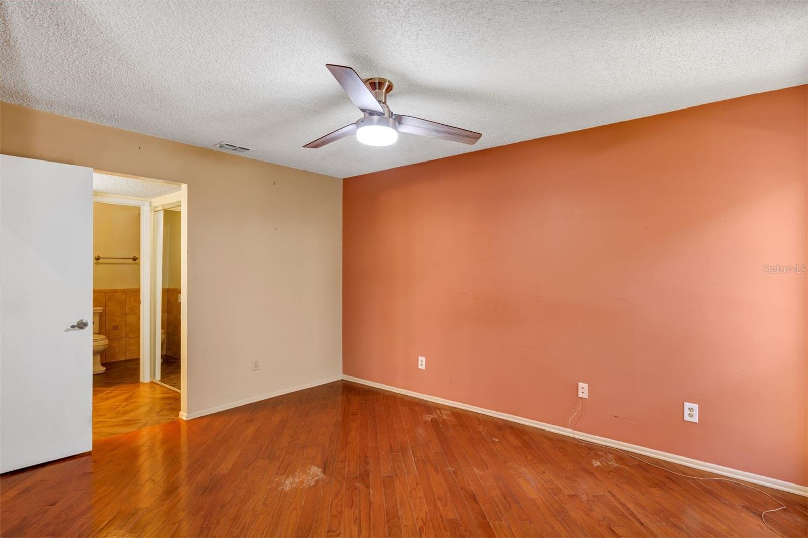 3002 CLUBVIEW DR, ORLANDO, FL, 32822
