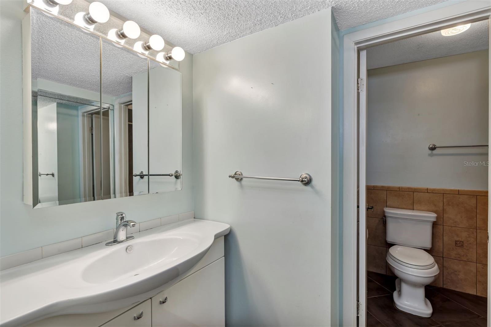 3002 CLUBVIEW DR, ORLANDO, FL, 32822