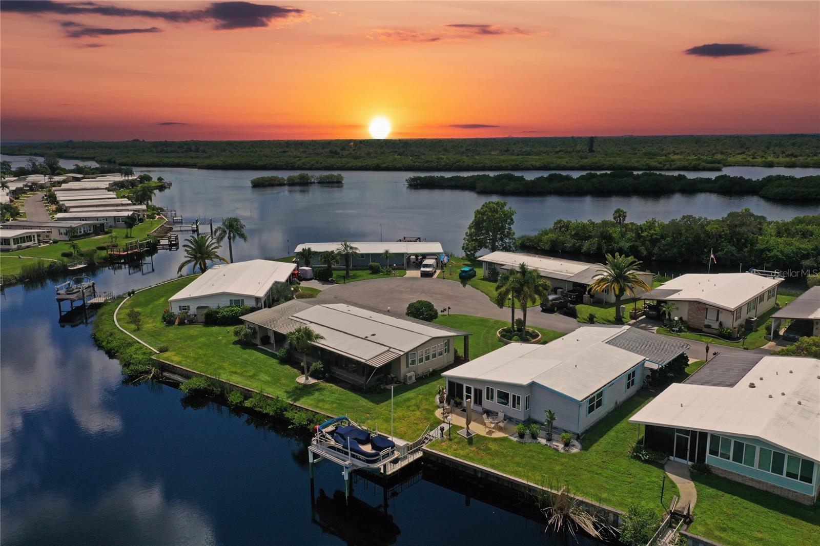 218 MARTINIQUE RD, NORTH PORT, FL, 34287