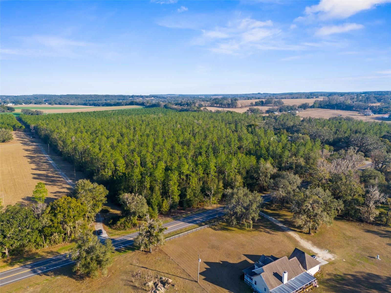 100 SPRING LAKE HWY, BROOKSVILLE, FL, 34601