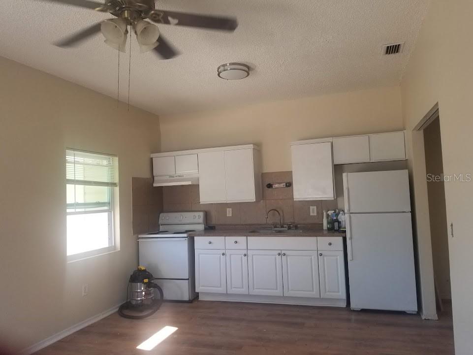 1434 CLEVELAND ST #4, CLEARWATER, FL, 33755