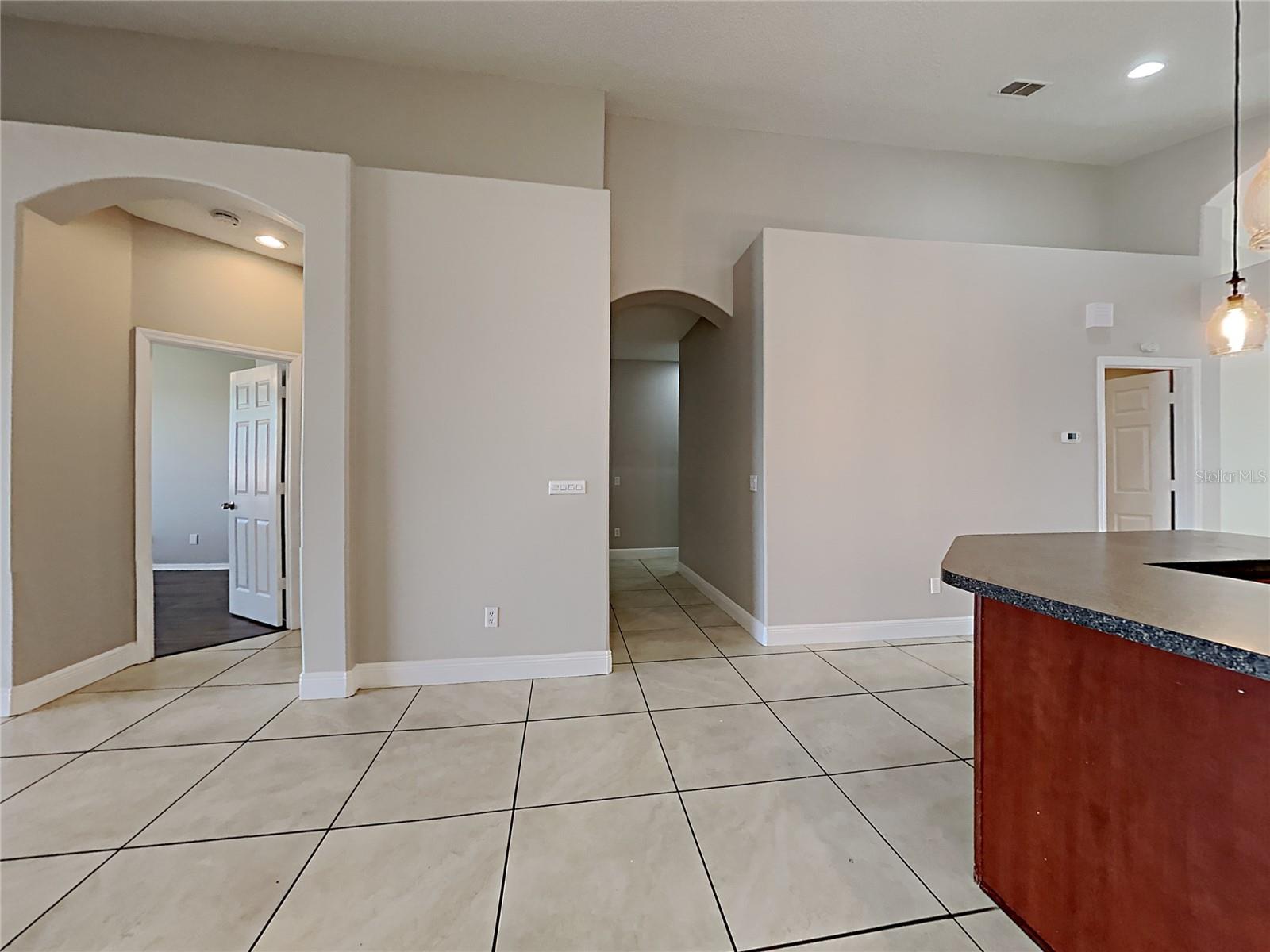 2053 CEDAR GARDEN DR, ORLANDO, FL, 32824
