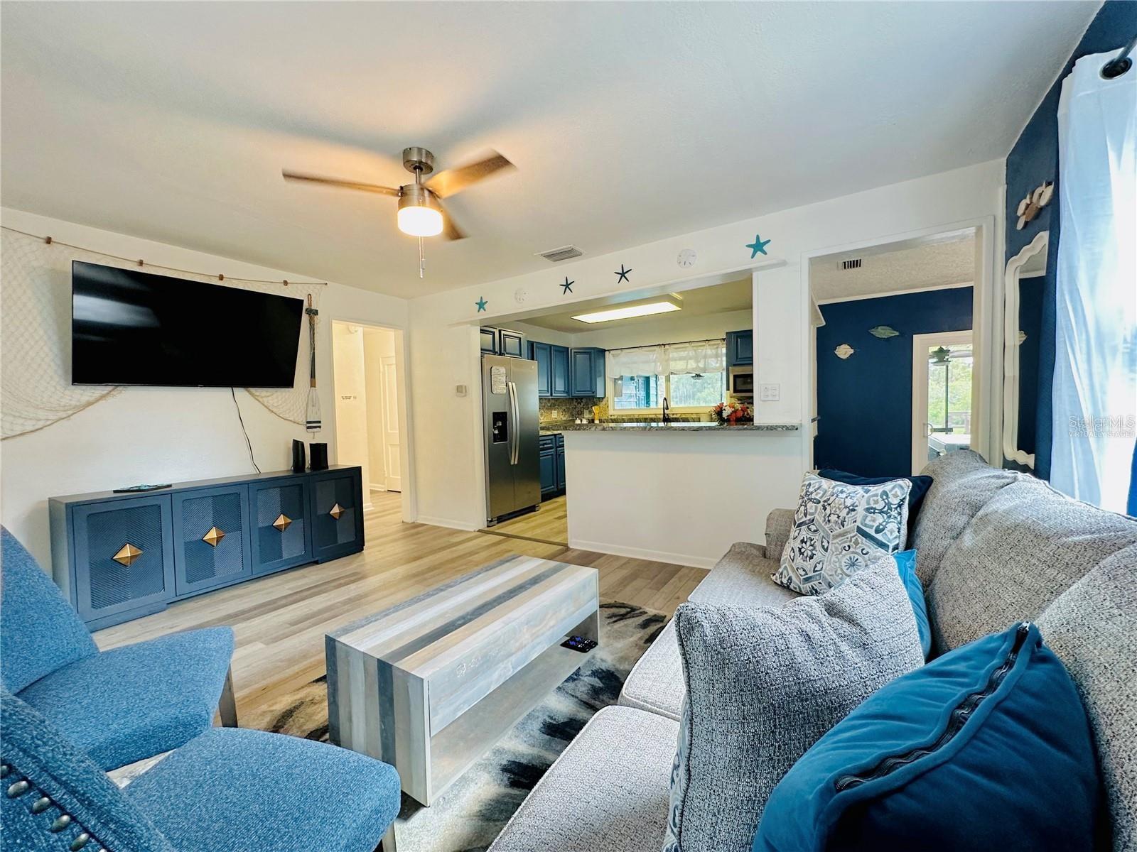 732 RIVERSIDE DR, TARPON SPRINGS, FL, 34689