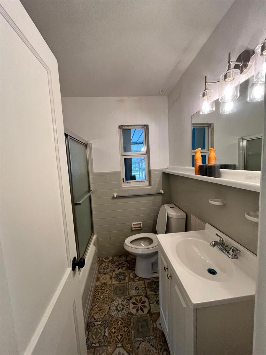 732 RIVERSIDE DR, TARPON SPRINGS, FL, 34689