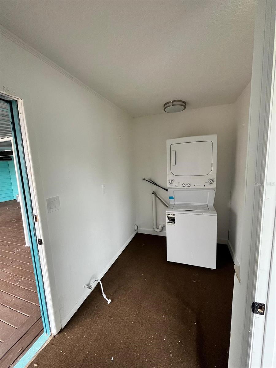 732 RIVERSIDE DR, TARPON SPRINGS, FL, 34689