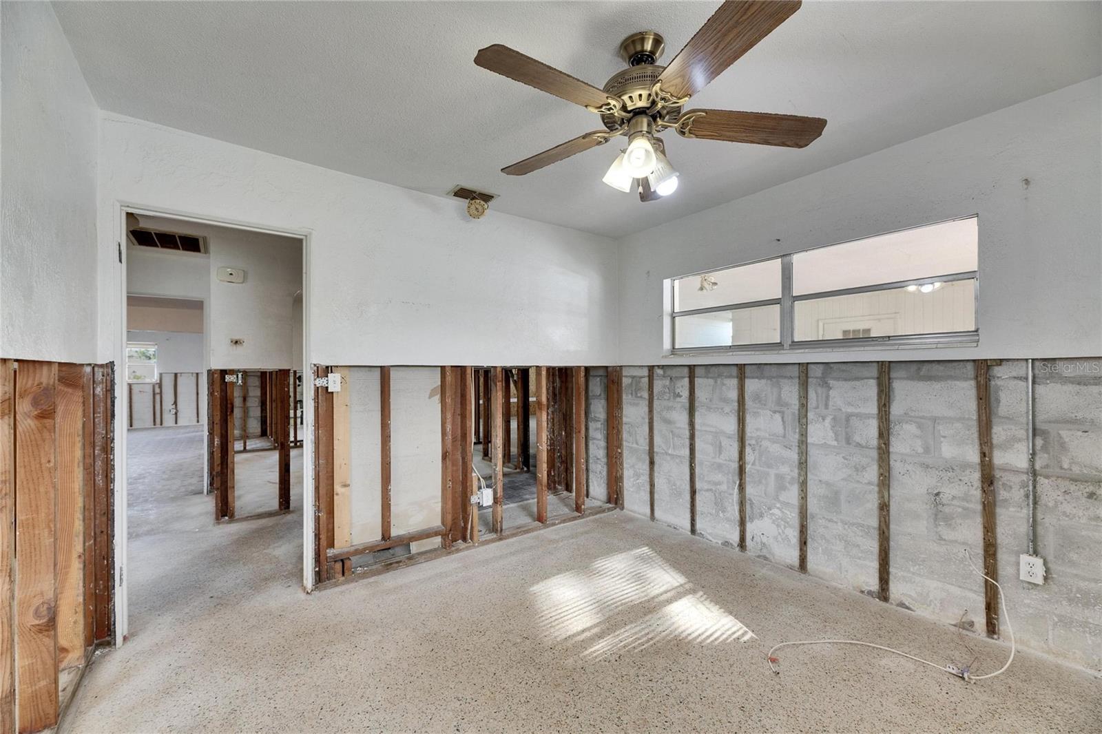 4730 SHORE ACRES BLVD NE, ST PETERSBURG, FL, 33703