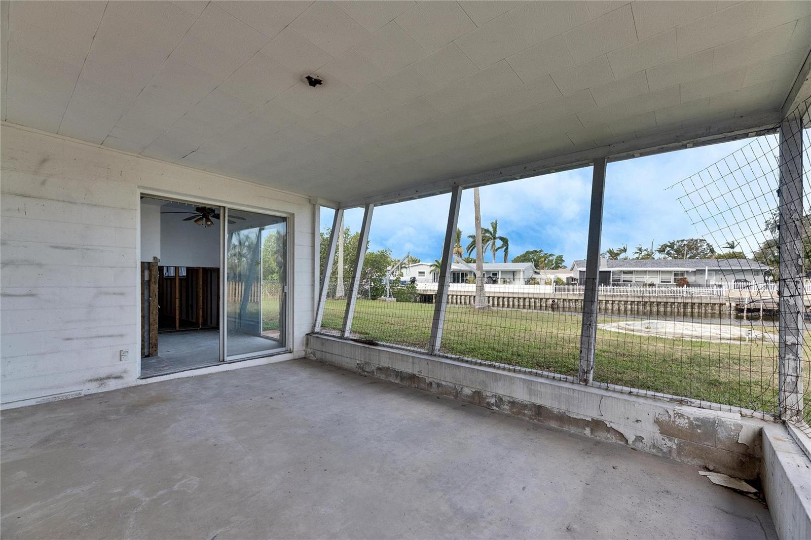 4730 SHORE ACRES BLVD NE, ST PETERSBURG, FL, 33703
