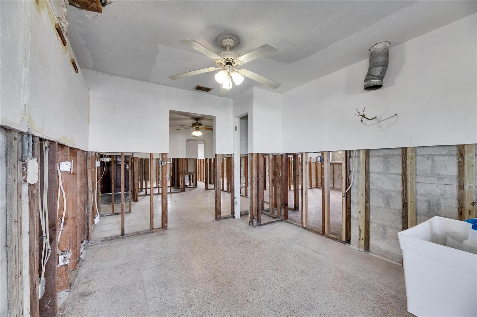 4730 SHORE ACRES BLVD NE, ST PETERSBURG, FL, 33703