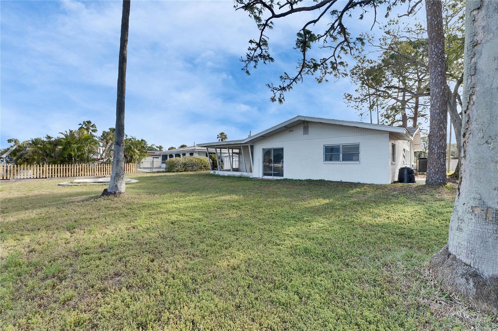 4730 SHORE ACRES BLVD NE, ST PETERSBURG, FL, 33703
