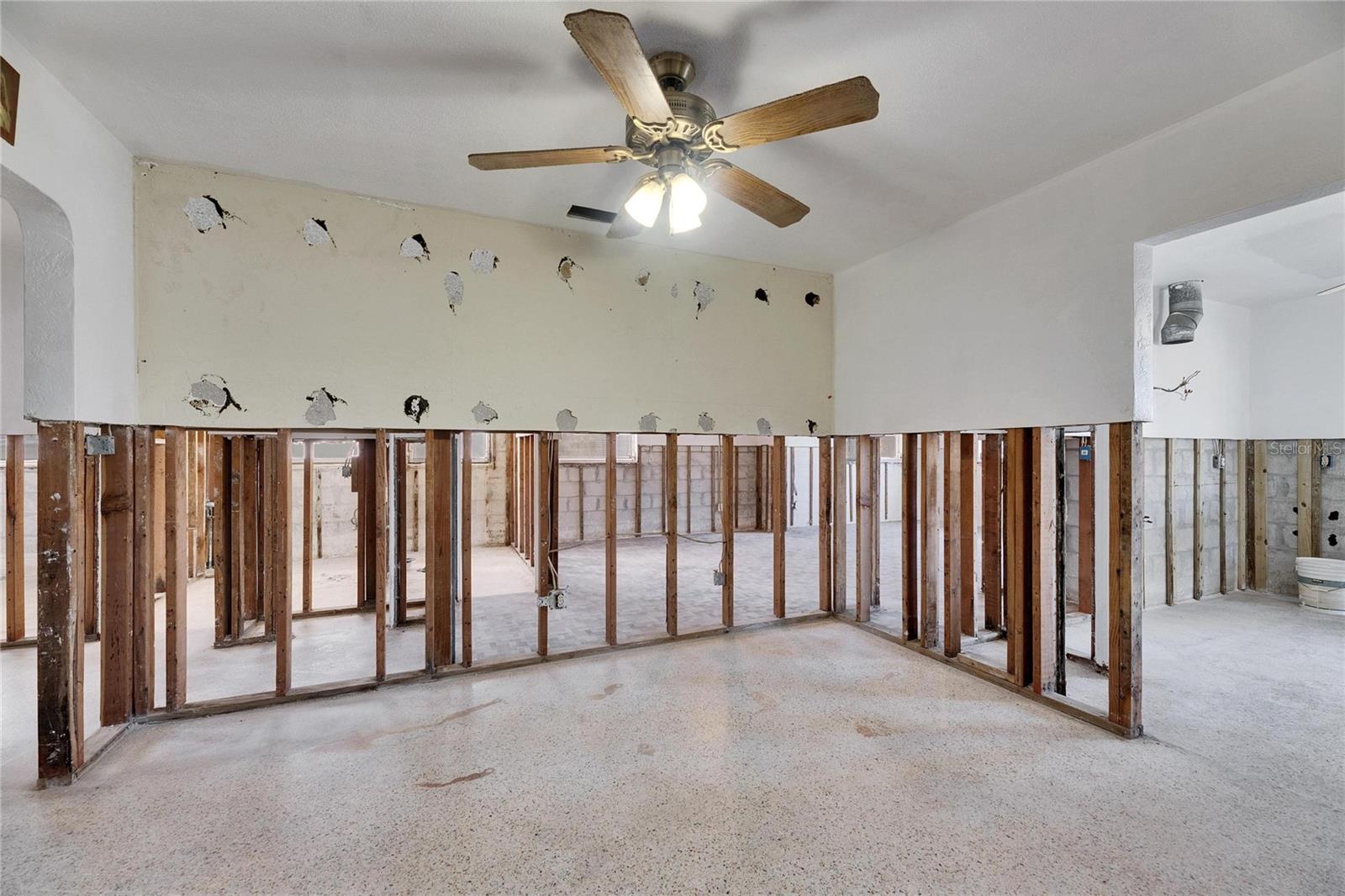 4730 SHORE ACRES BLVD NE, ST PETERSBURG, FL, 33703