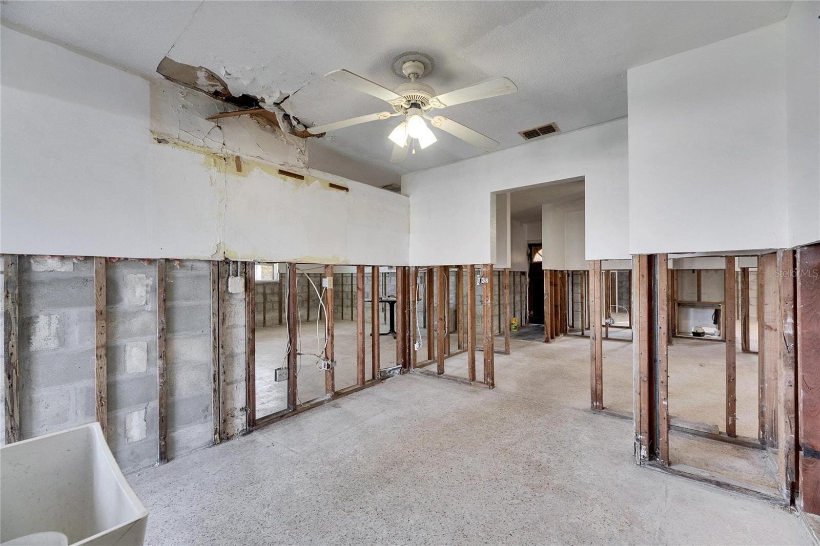 4730 SHORE ACRES BLVD NE, ST PETERSBURG, FL, 33703