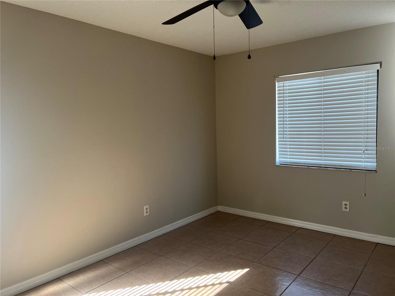 136 PINEWOOD CIR, KISSIMMEE, FL, 34743