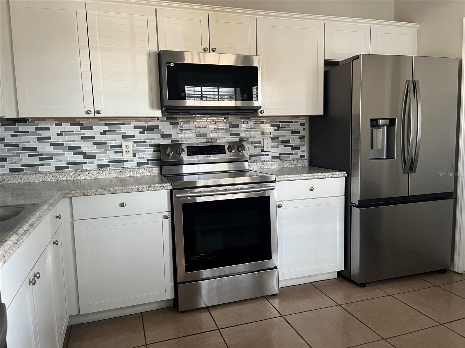 136 PINEWOOD CIR, KISSIMMEE, FL, 34743