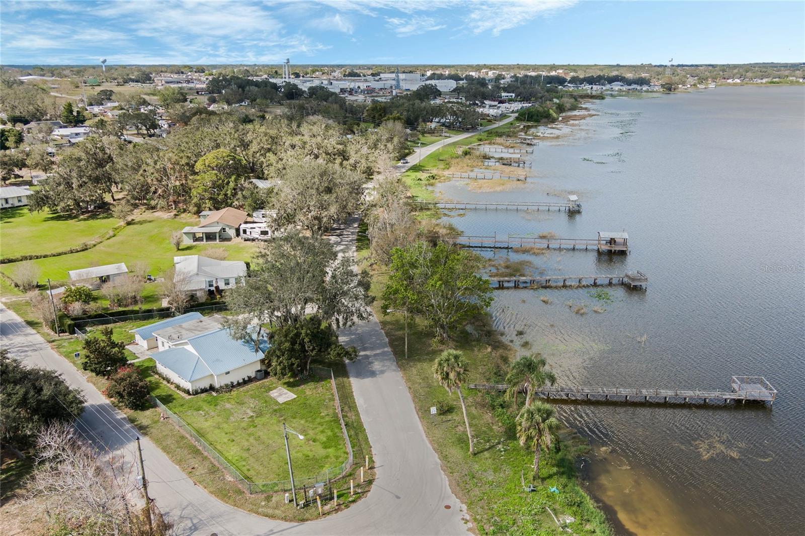 922 S LAKE REEDY BLVD, FROSTPROOF, FL, 33843