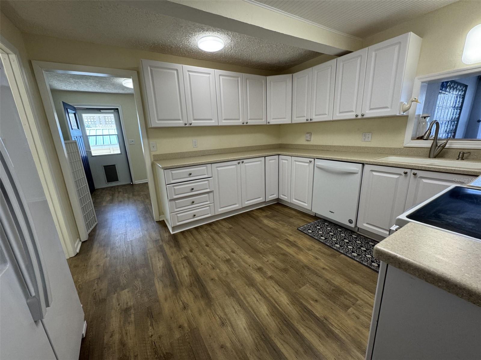 922 S LAKE REEDY BLVD, FROSTPROOF, FL, 33843