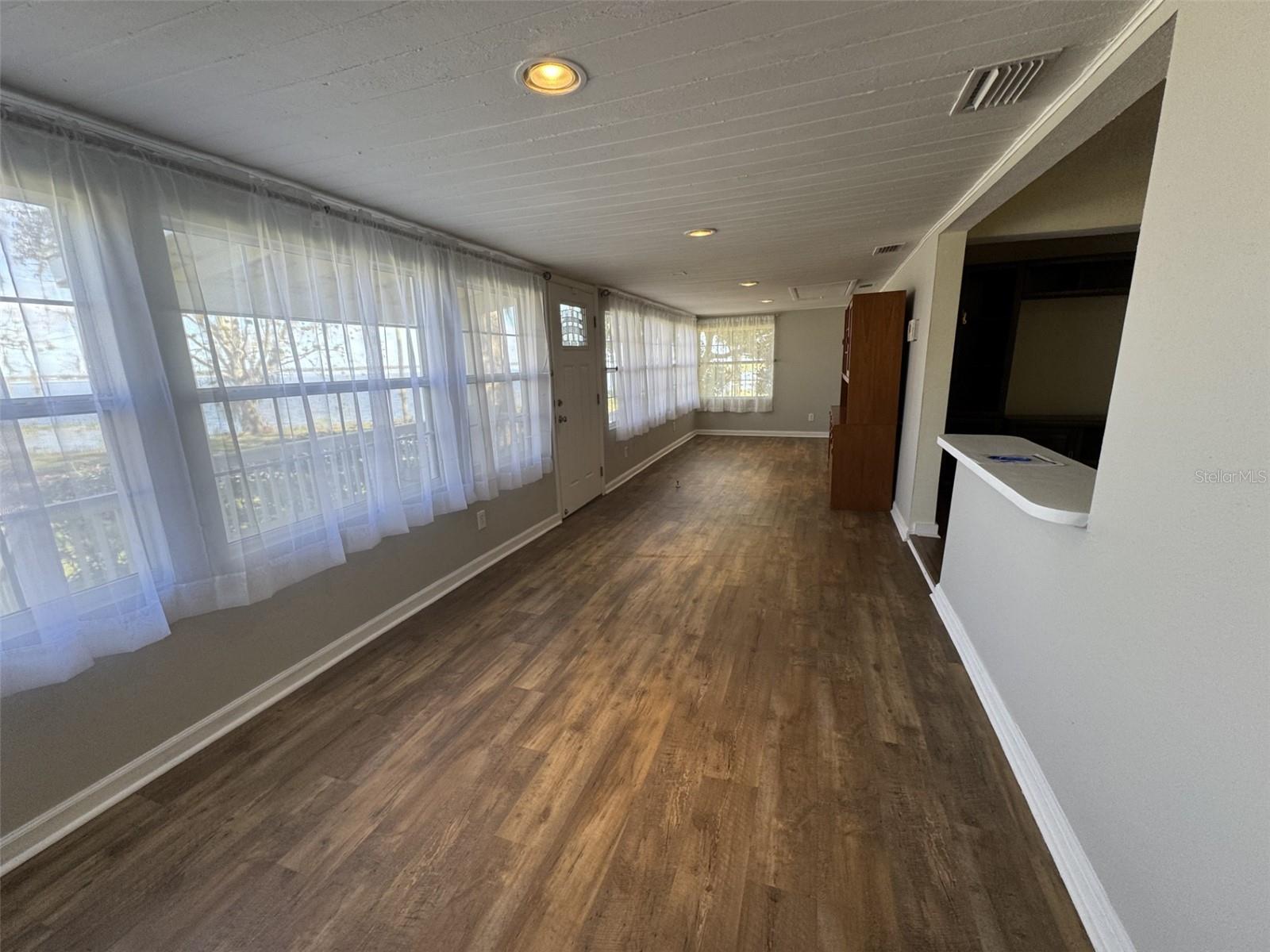 922 S LAKE REEDY BLVD, FROSTPROOF, FL, 33843