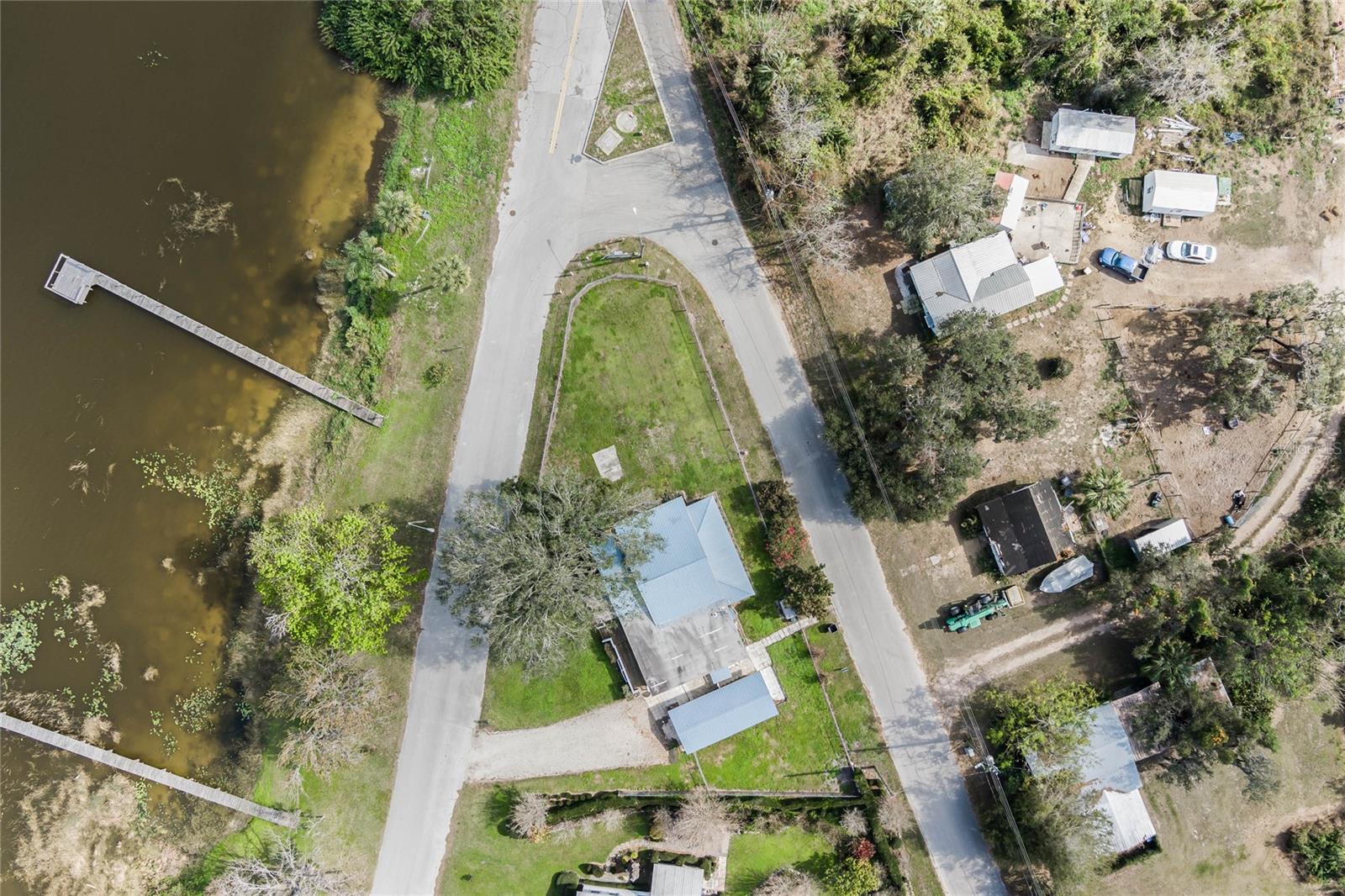 922 S LAKE REEDY BLVD, FROSTPROOF, FL, 33843