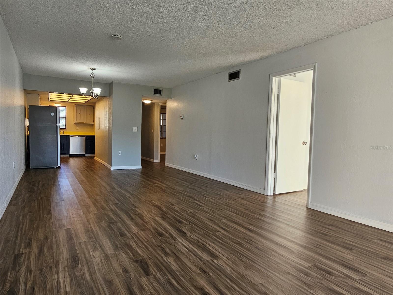 9700 STARKEY RD #114, SEMINOLE, FL, 33777