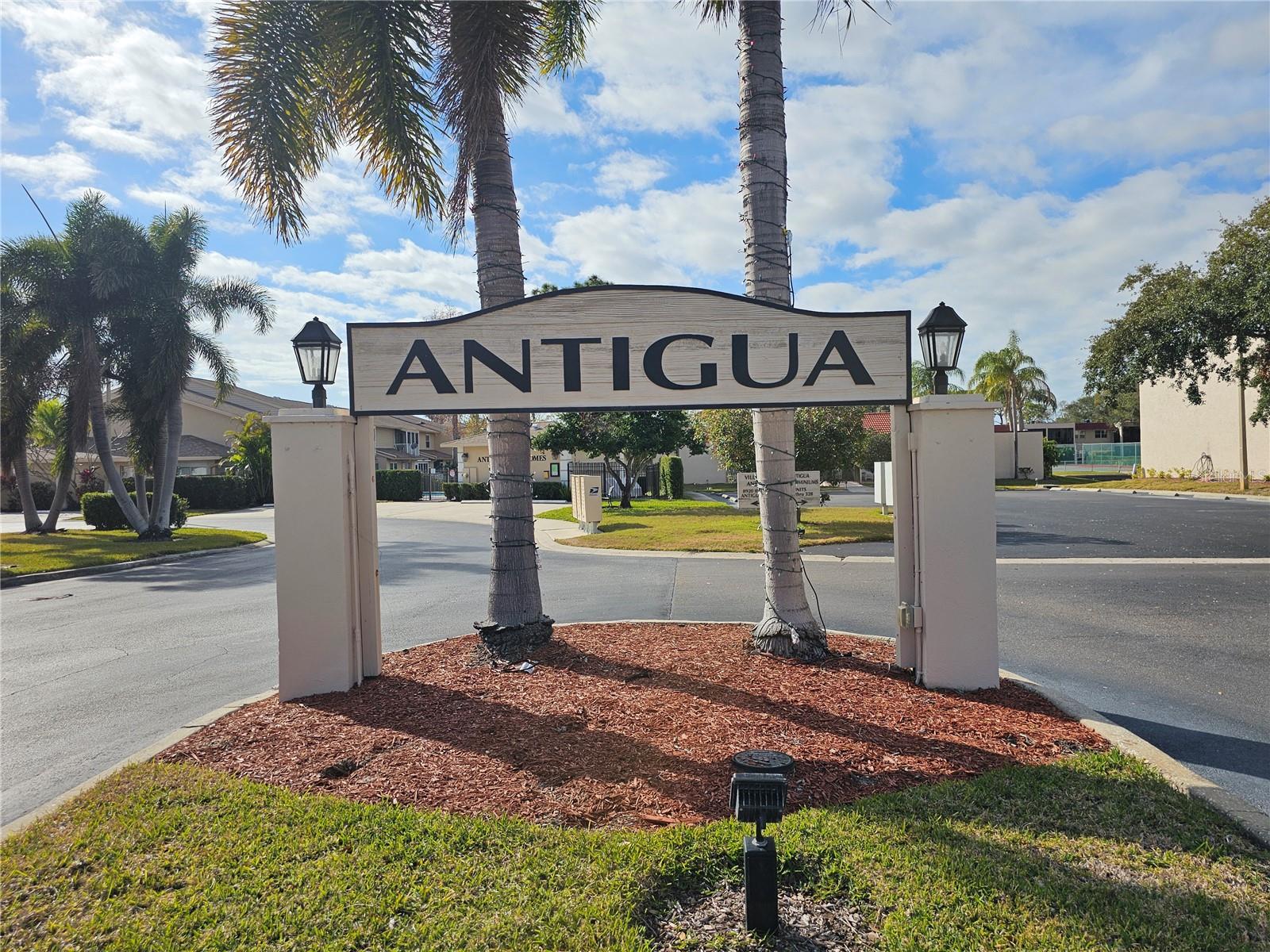 9700 STARKEY RD #114, SEMINOLE, FL, 33777