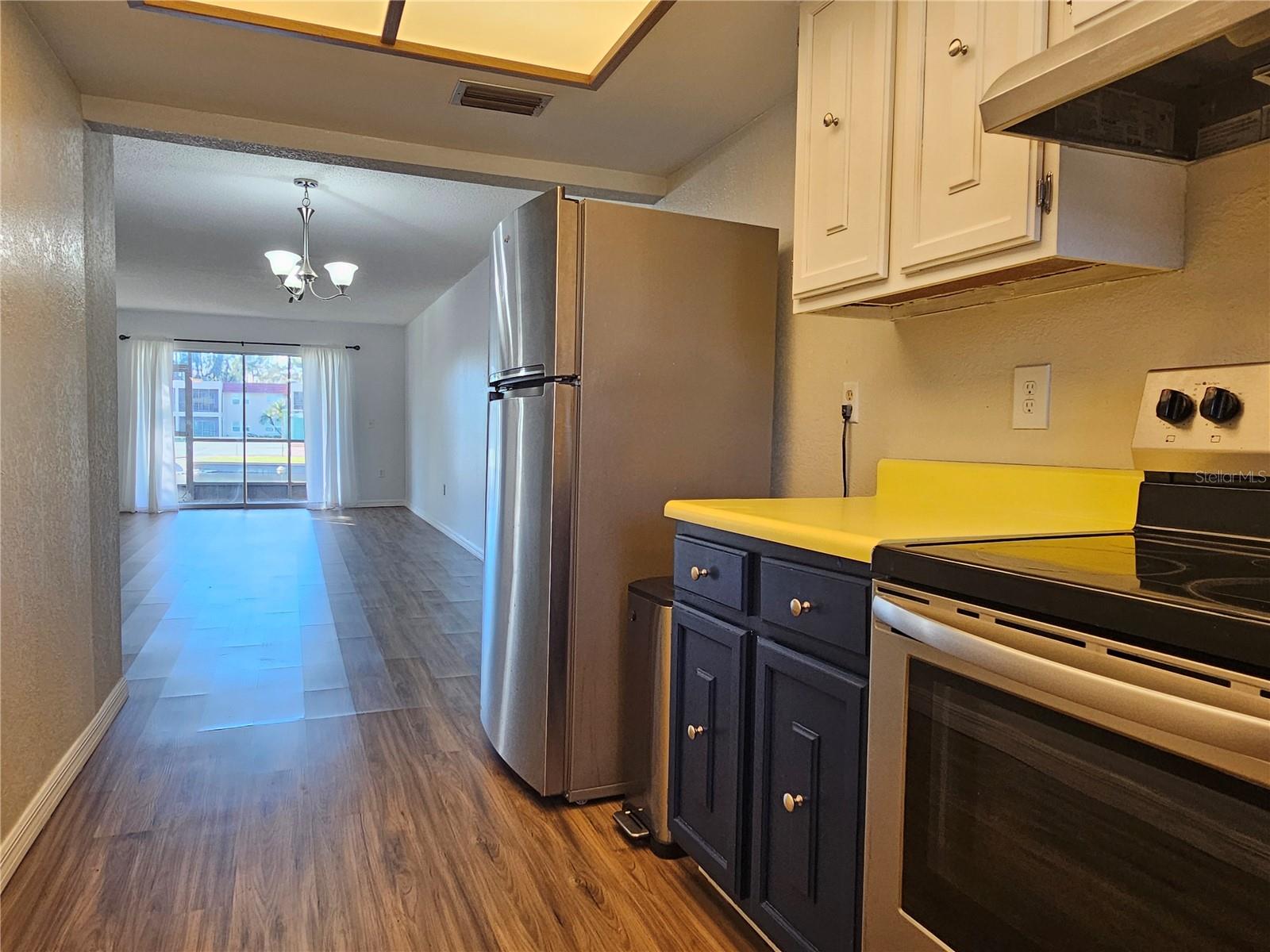 9700 STARKEY RD #114, SEMINOLE, FL, 33777