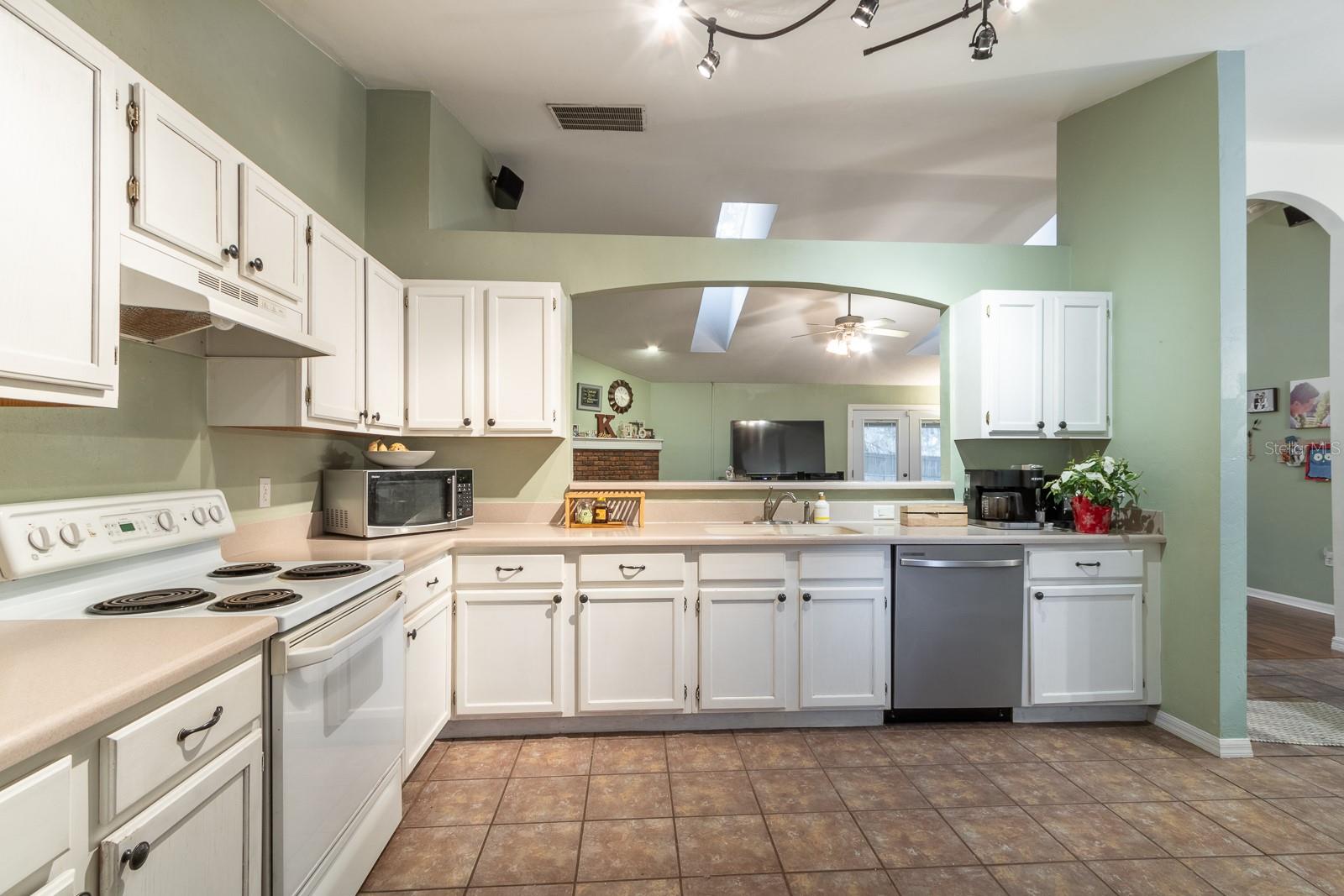 8620 SW 61ST PL, GAINESVILLE, FL, 32608