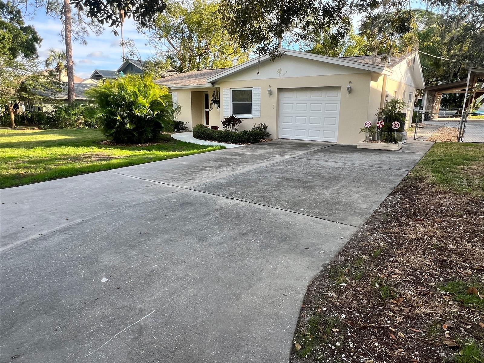 405 TENNESSEE AVE, CRYSTAL BEACH, FL, 34681