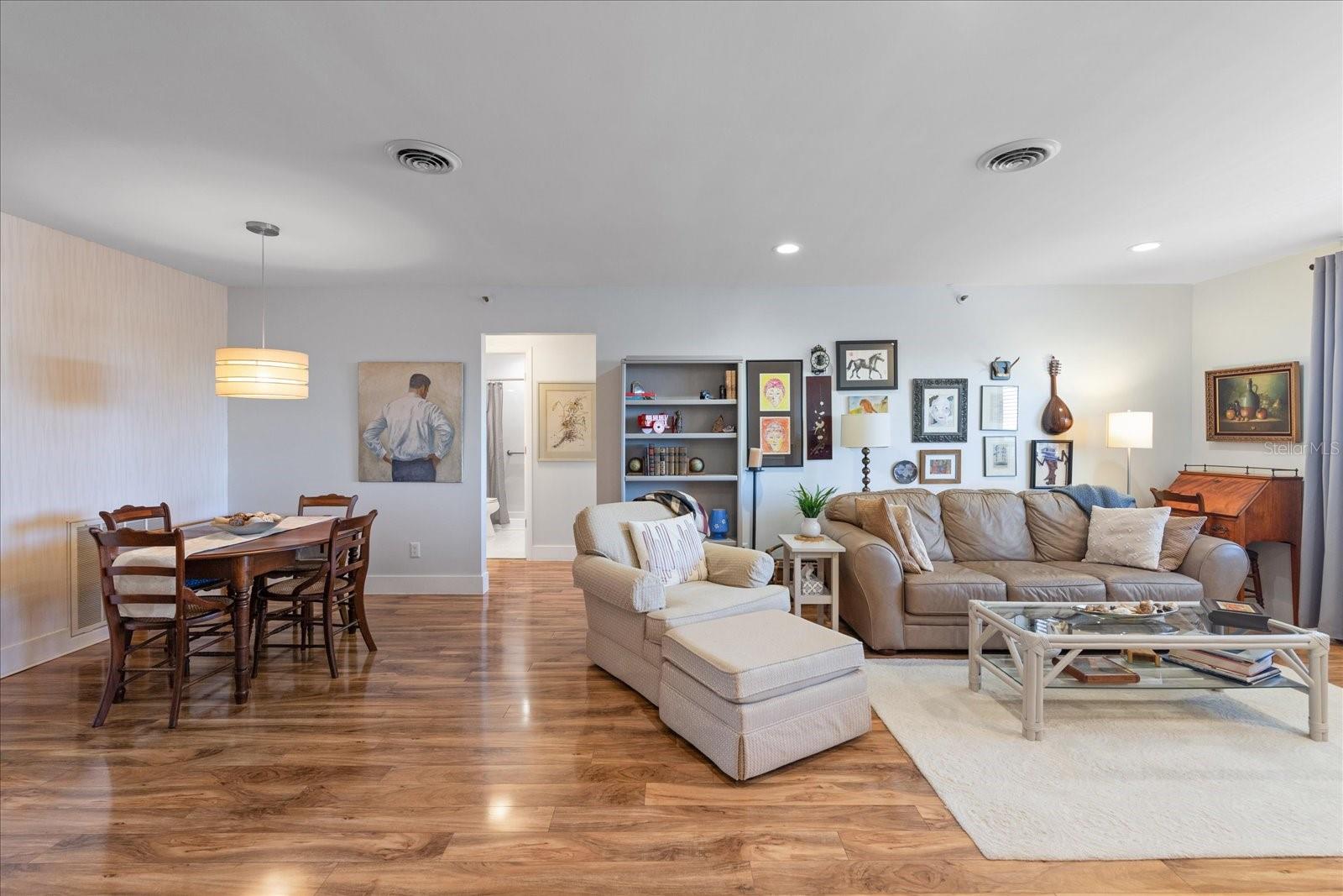 8186 TERRACE GARDEN DR N #604, ST PETERSBURG, FL, 33709