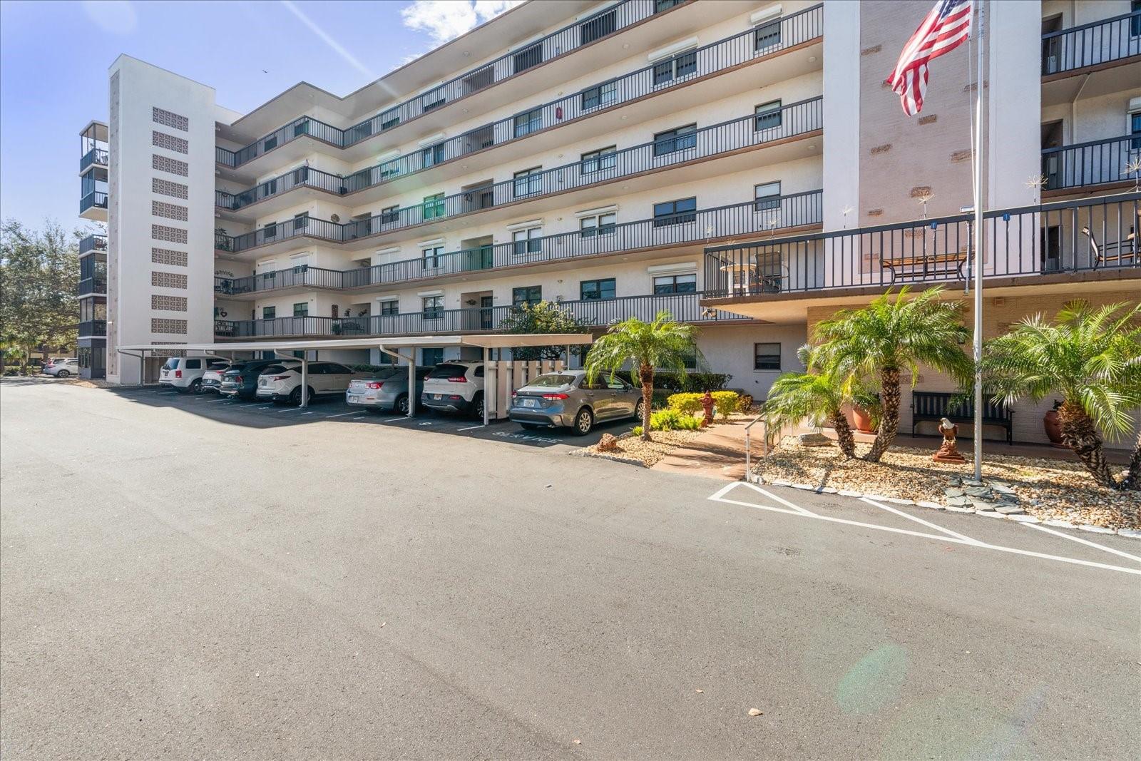 8186 TERRACE GARDEN DR N #604, ST PETERSBURG, FL, 33709