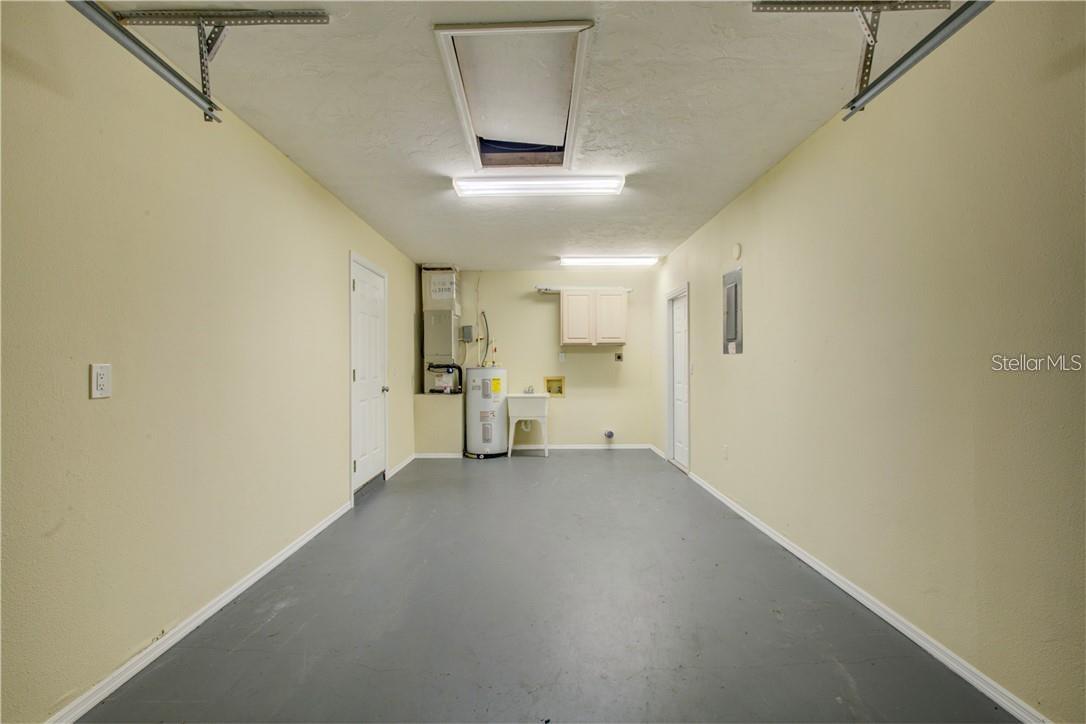 1301 N CONRAD AVE, SARASOTA, FL, 34237