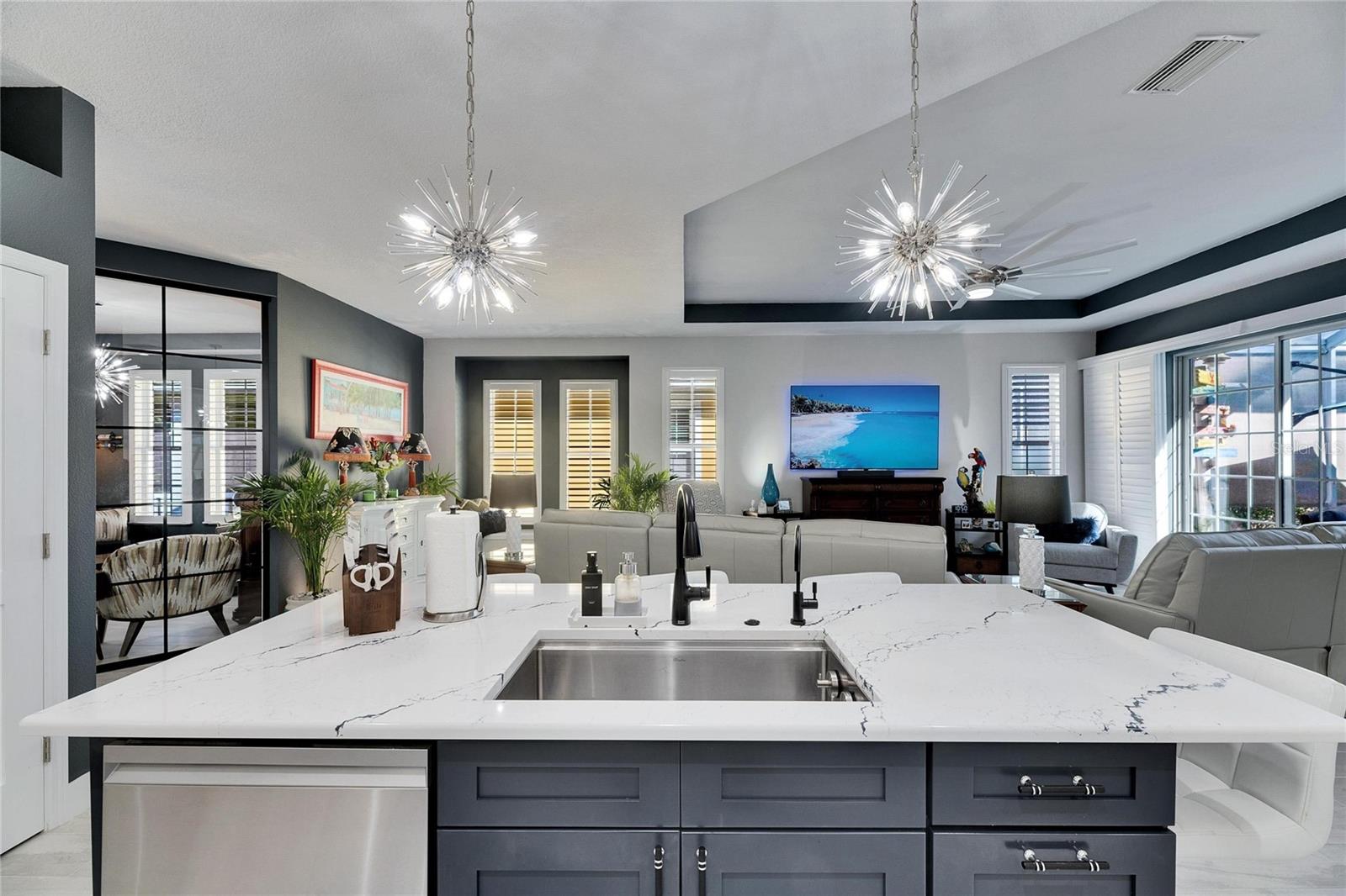 204 LATITUDE PL, APOLLO BEACH, FL, 33572