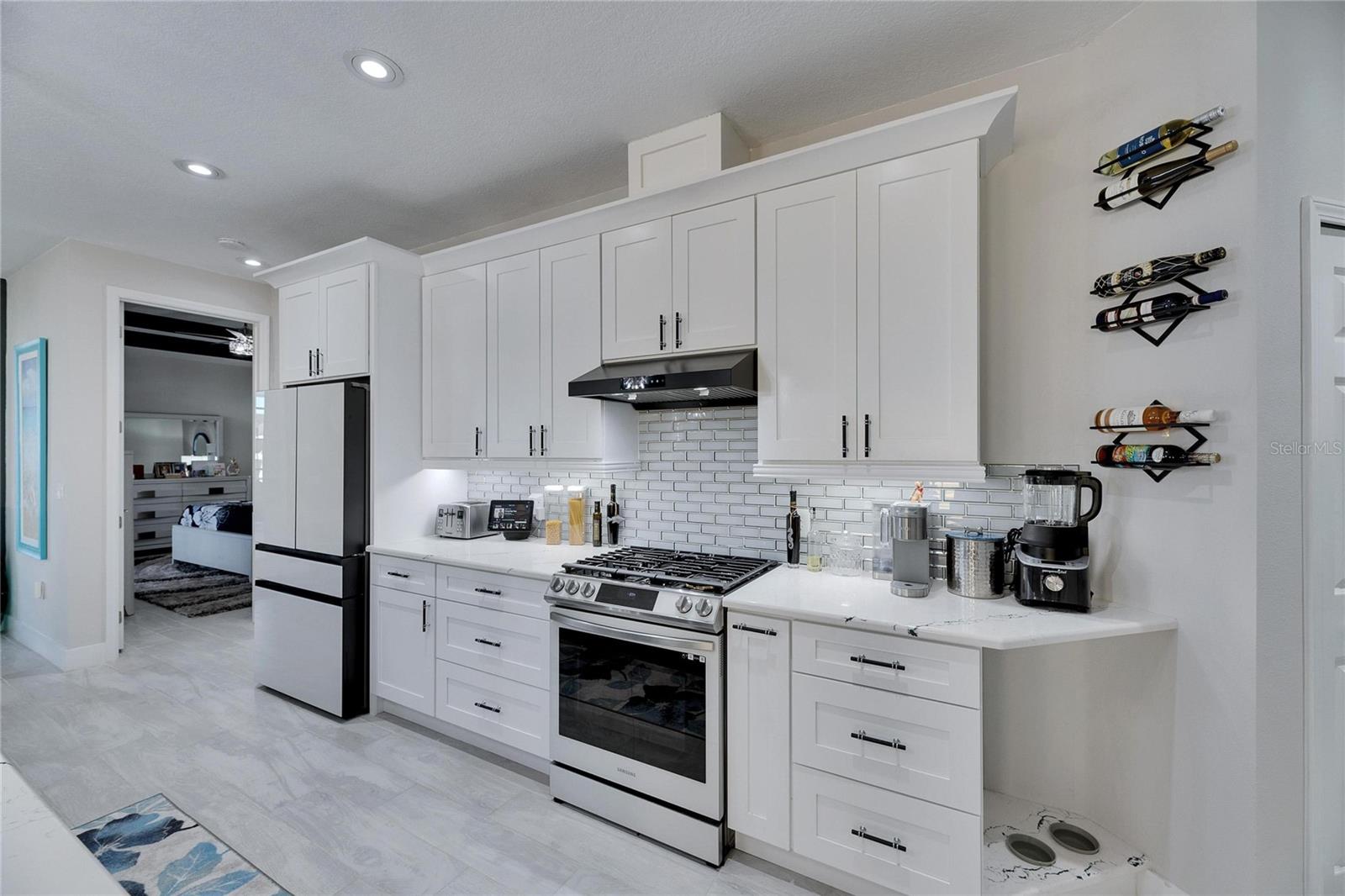 204 LATITUDE PL, APOLLO BEACH, FL, 33572