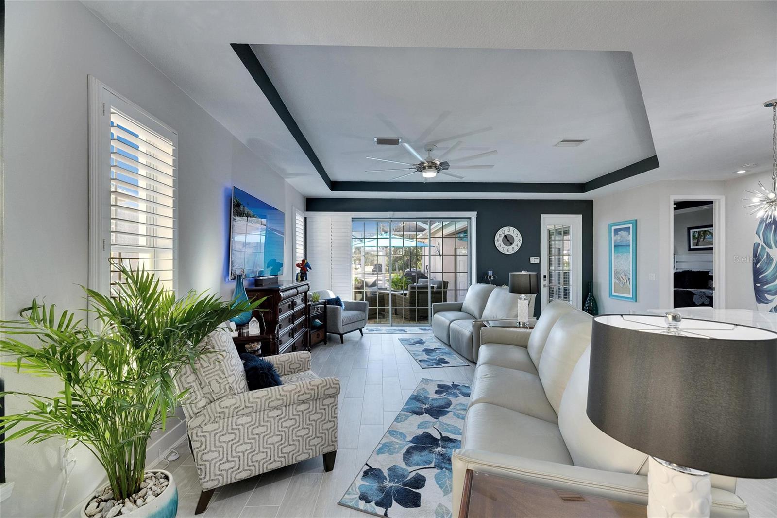 204 LATITUDE PL, APOLLO BEACH, FL, 33572