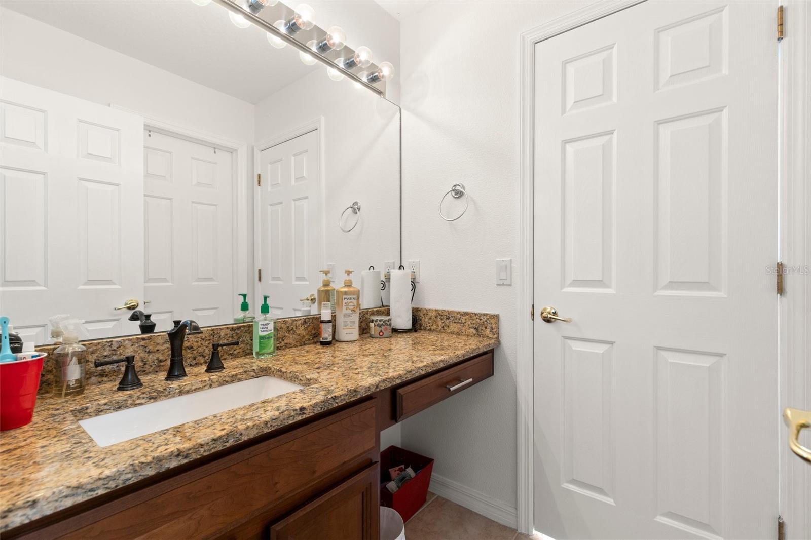 8919 N RIVER RD, TAMPA, FL, 33635