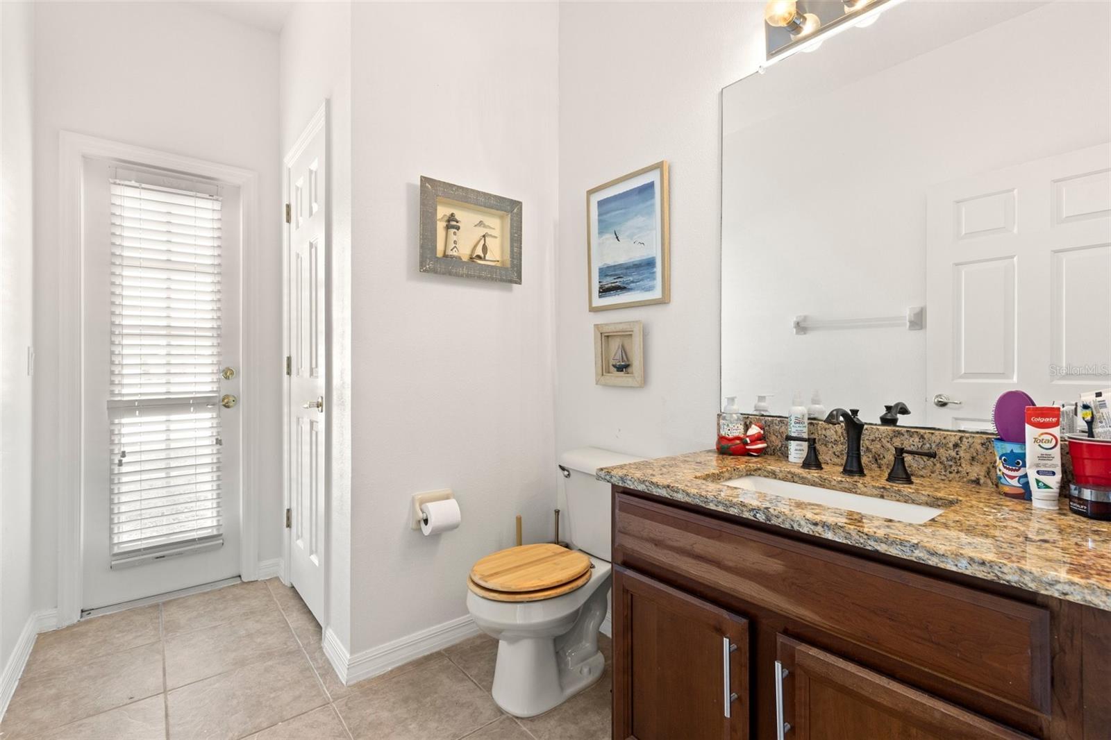 8919 N RIVER RD, TAMPA, FL, 33635
