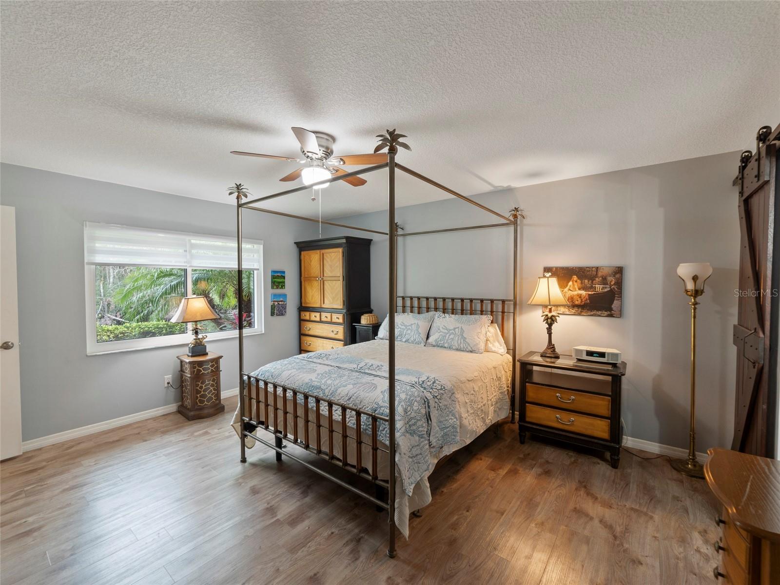 2022 HAWKHURST CIR, SUN CITY CENTER, FL, 33573