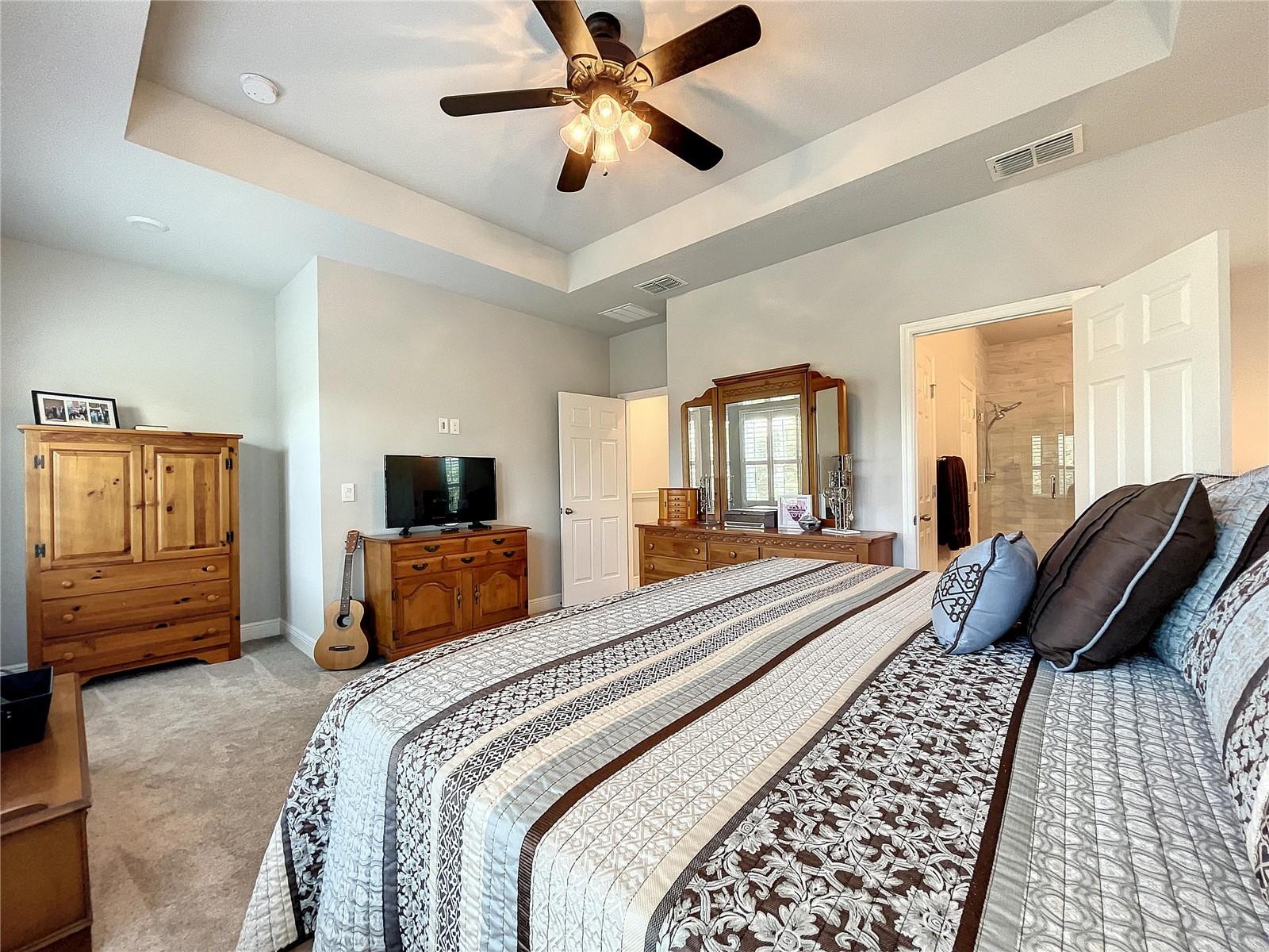 9537 W PARK VILLAGE DR, TAMPA, FL, 33626