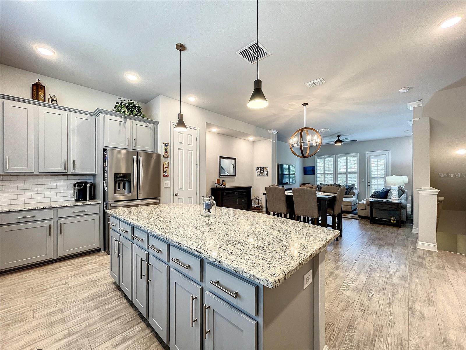 9537 W PARK VILLAGE DR, TAMPA, FL, 33626
