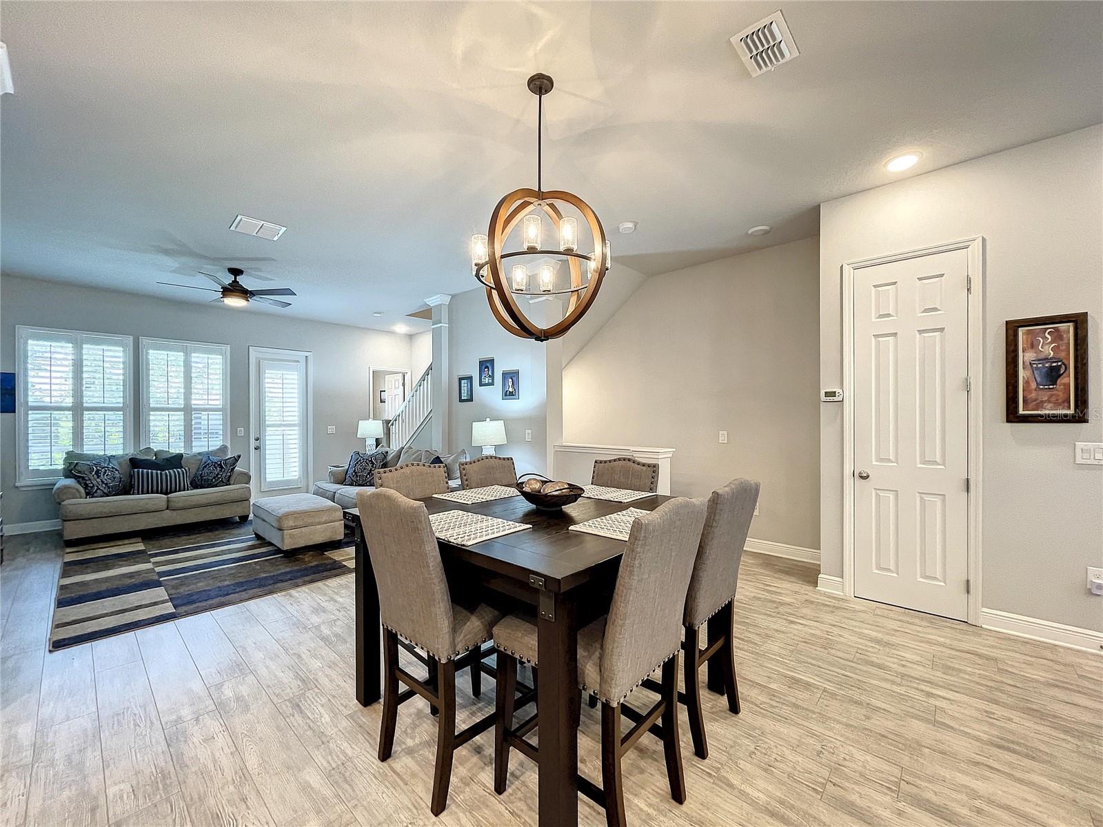 9537 W PARK VILLAGE DR, TAMPA, FL, 33626