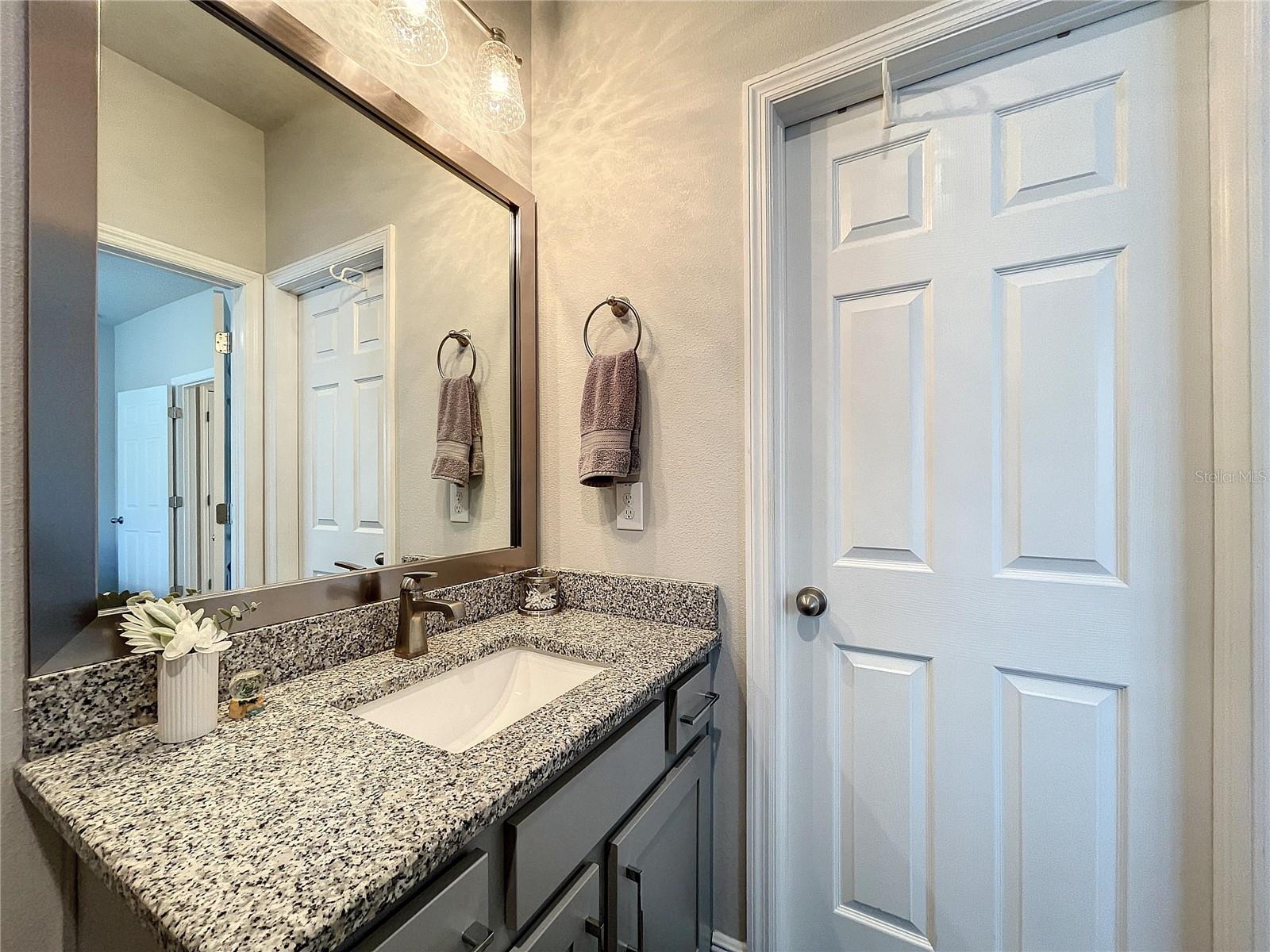 9537 W PARK VILLAGE DR, TAMPA, FL, 33626