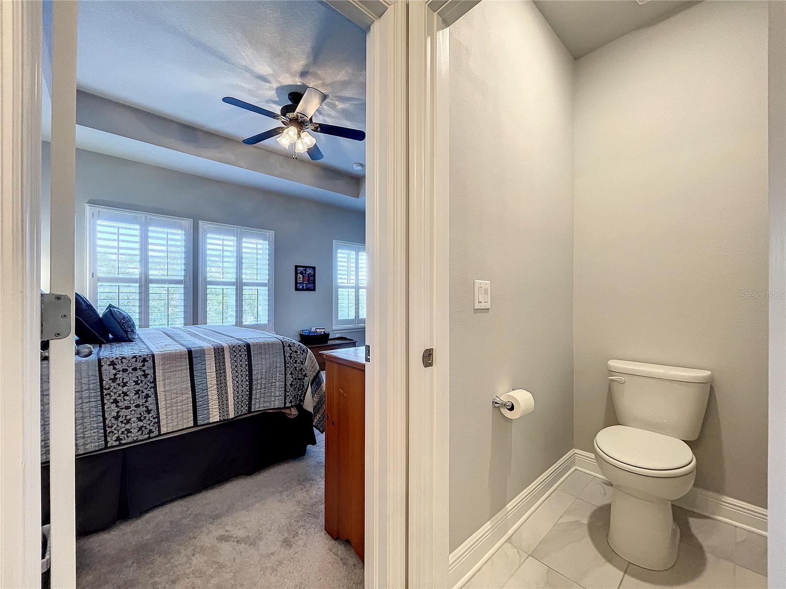 9537 W PARK VILLAGE DR, TAMPA, FL, 33626
