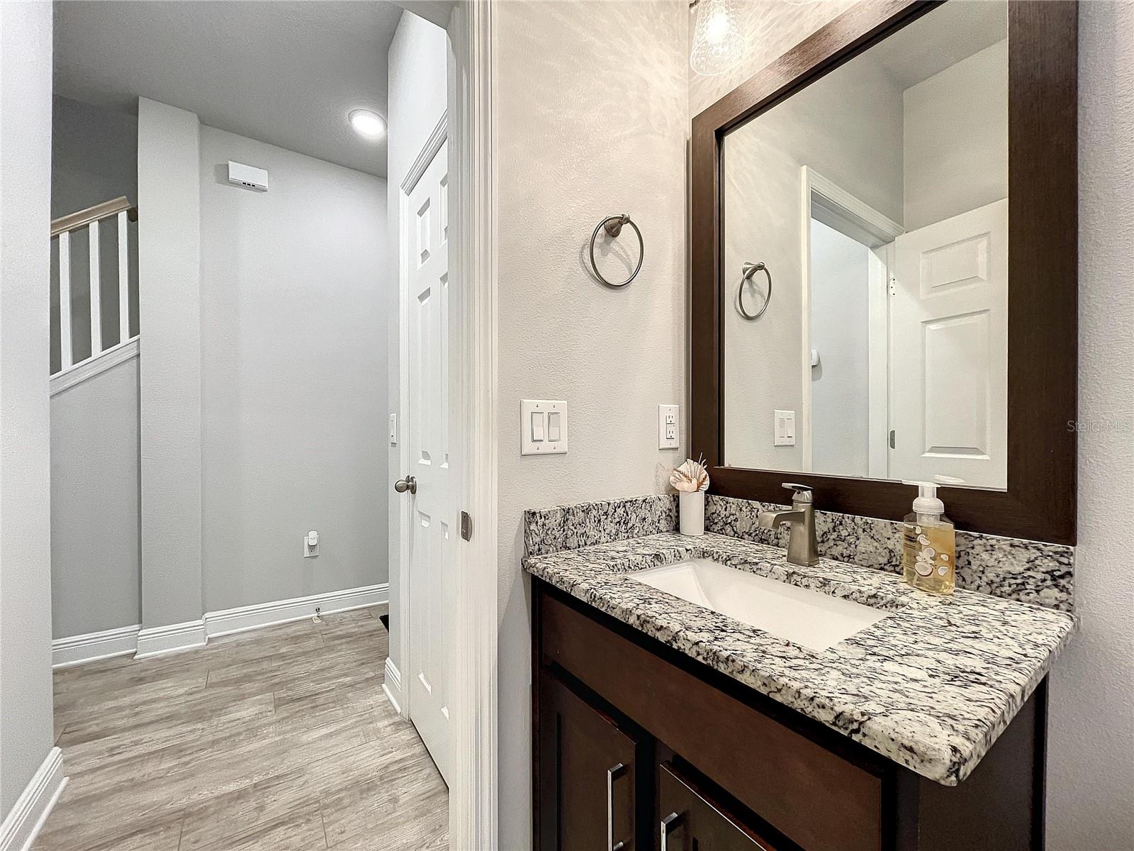 9537 W PARK VILLAGE DR, TAMPA, FL, 33626