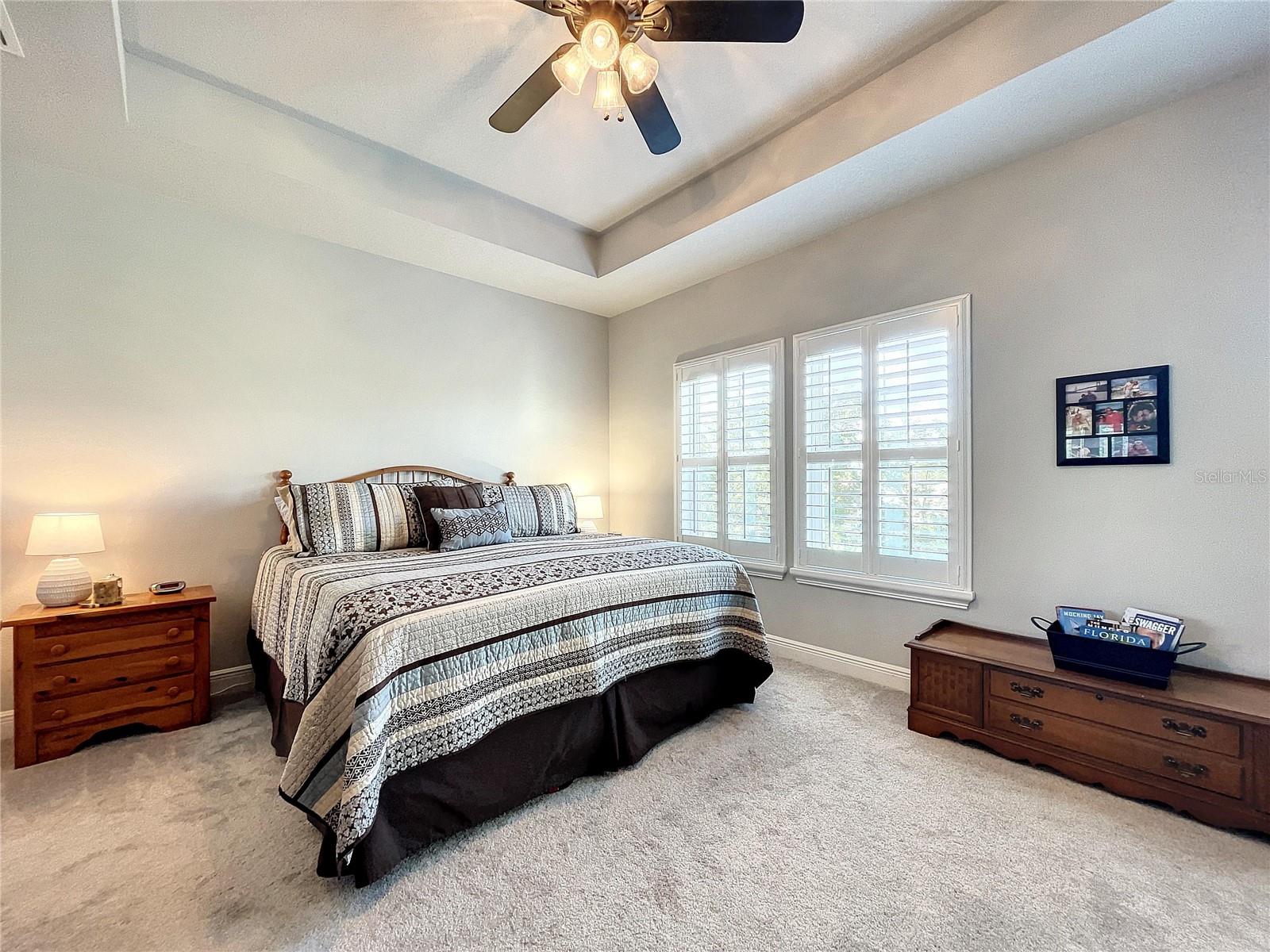 9537 W PARK VILLAGE DR, TAMPA, FL, 33626