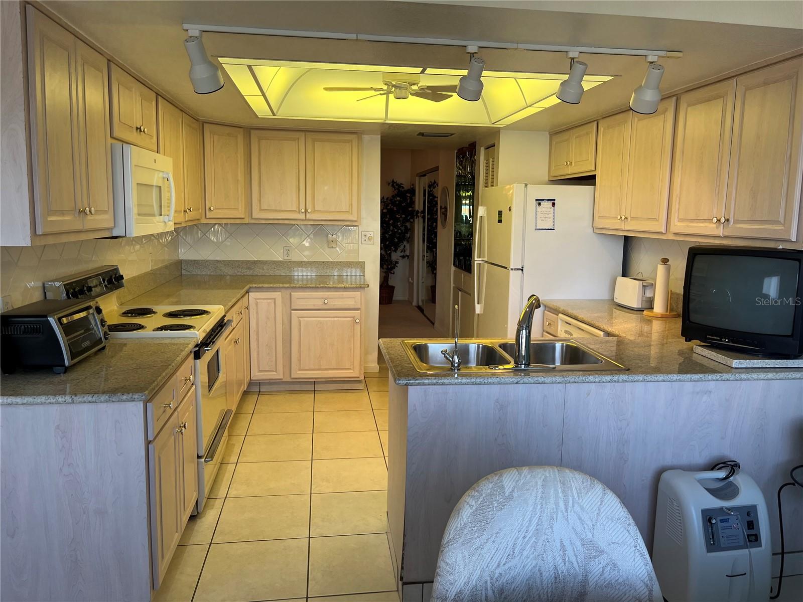 25188 MARION AVE #F201, PUNTA GORDA, FL, 33950
