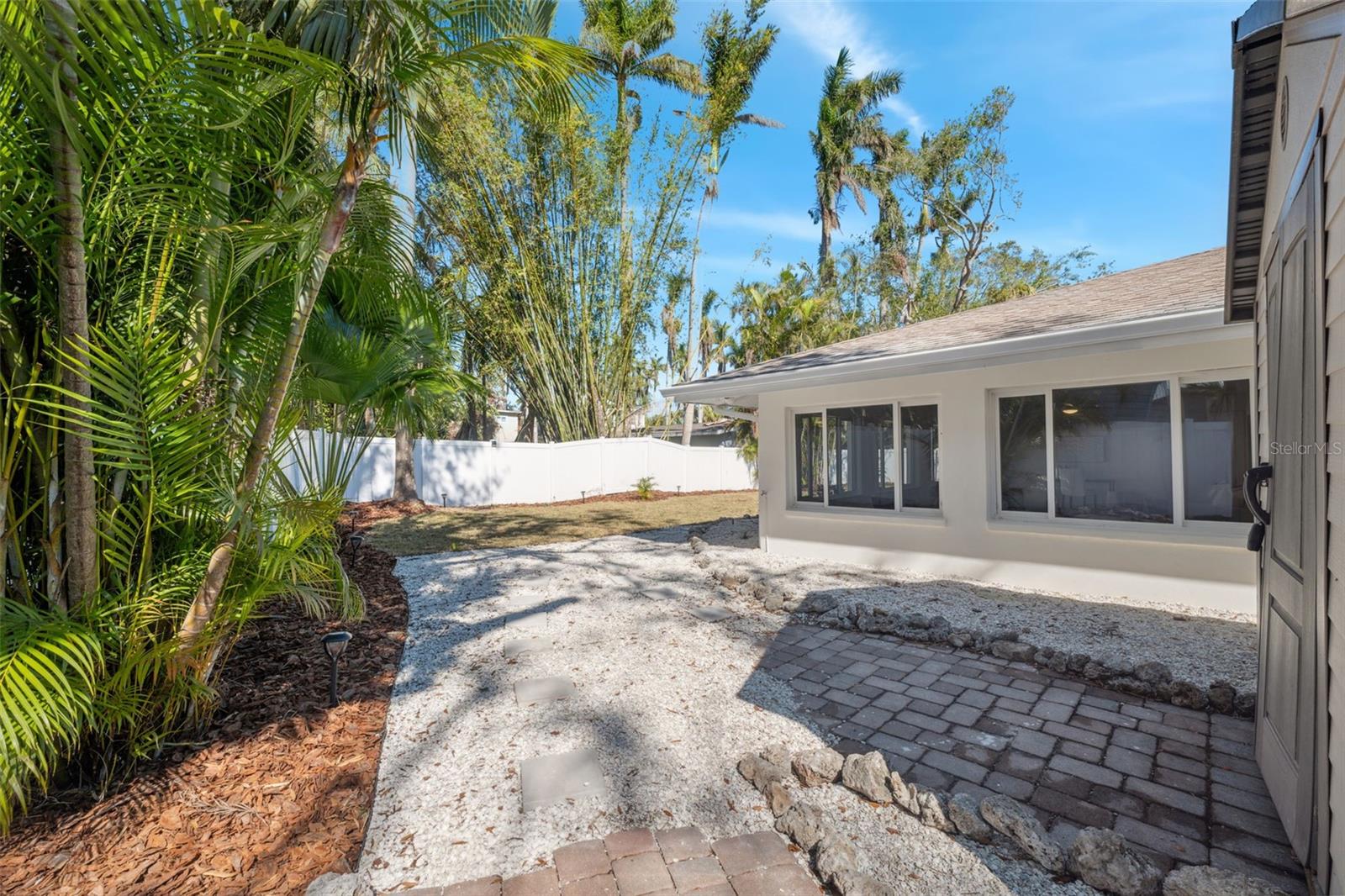 2004 VIRGINIA DR, BRADENTON, FL, 34205