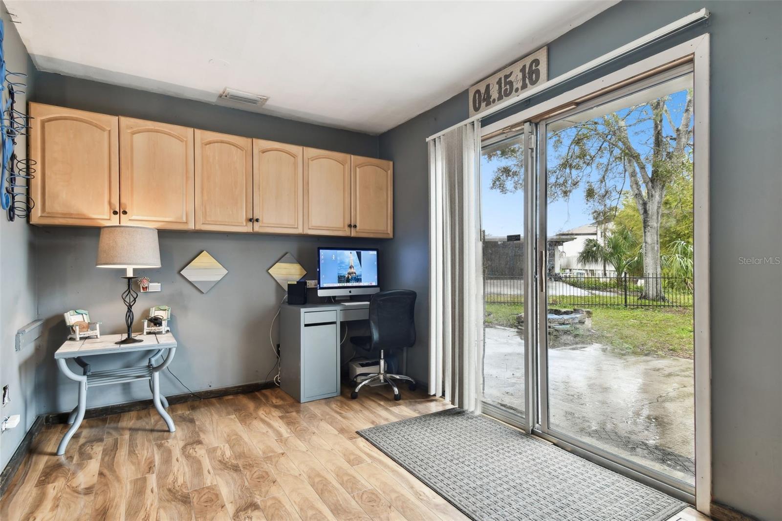 3915 W PEARL AVE, TAMPA, FL, 33611