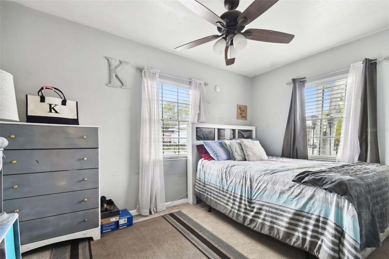 3915 W PEARL AVE, TAMPA, FL, 33611